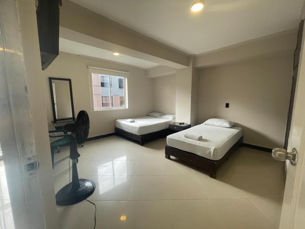 Hotel Villa Real Medellin Exterior photo
